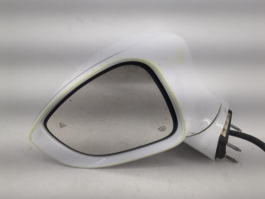 2017-2019 Chrysler Pacifica Driver Side View Mirror - Left Door Mirror OEM Used - Oemusedautoparts1.com