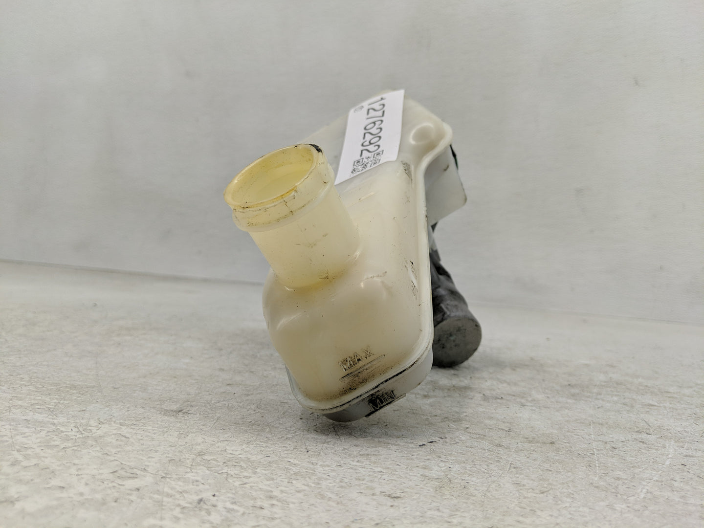 2017-2022 Chrysler Pacifica Brake Master Cylinder - Oemusedautoparts1.com