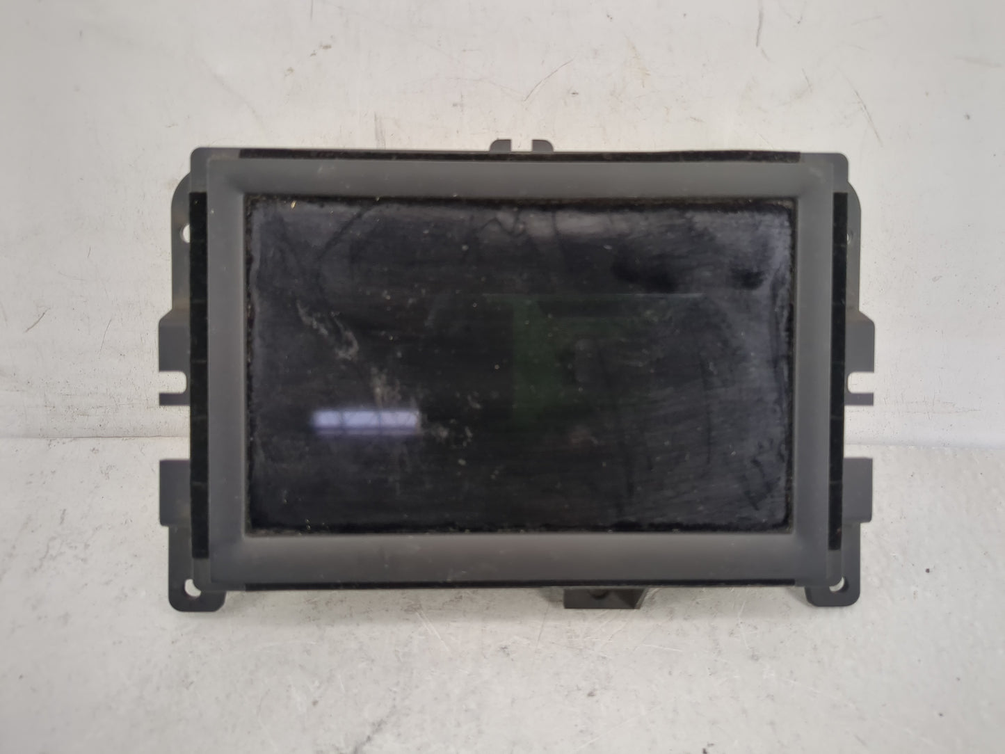 2018 Chrysler Pacifica Radio AM FM Cd Player Receiver Replacement P/N:P68331625AG Fits OEM Used Auto Parts - Oemusedautopart