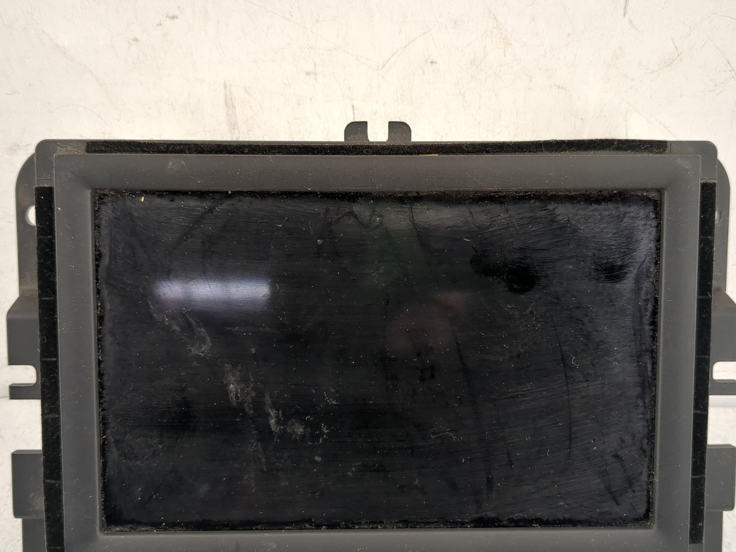 2018 Chrysler Pacifica Radio AM FM Cd Player Receiver Replacement P/N:P68331625AG Fits OEM Used Auto Parts - Oemusedautopart
