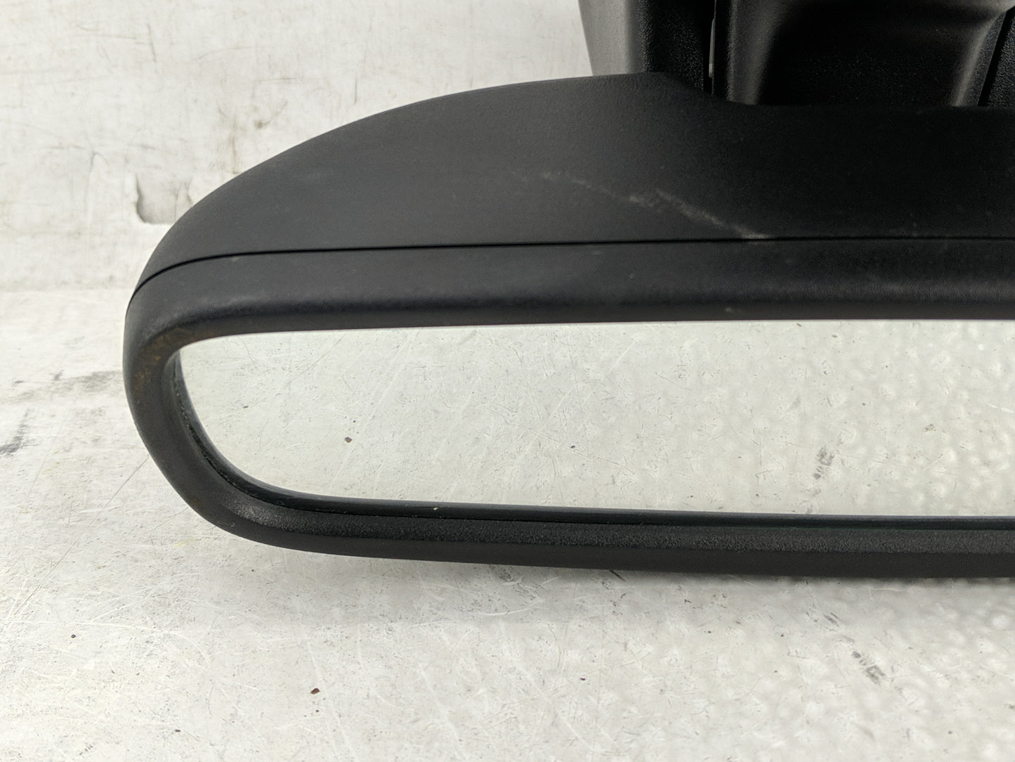 2018-2020 Chrysler Pacifica Interior Rear View Mirror Replacement OEM P/N:68347419AA Fits Fits 2018 2019 2020 2022 OEM Used 