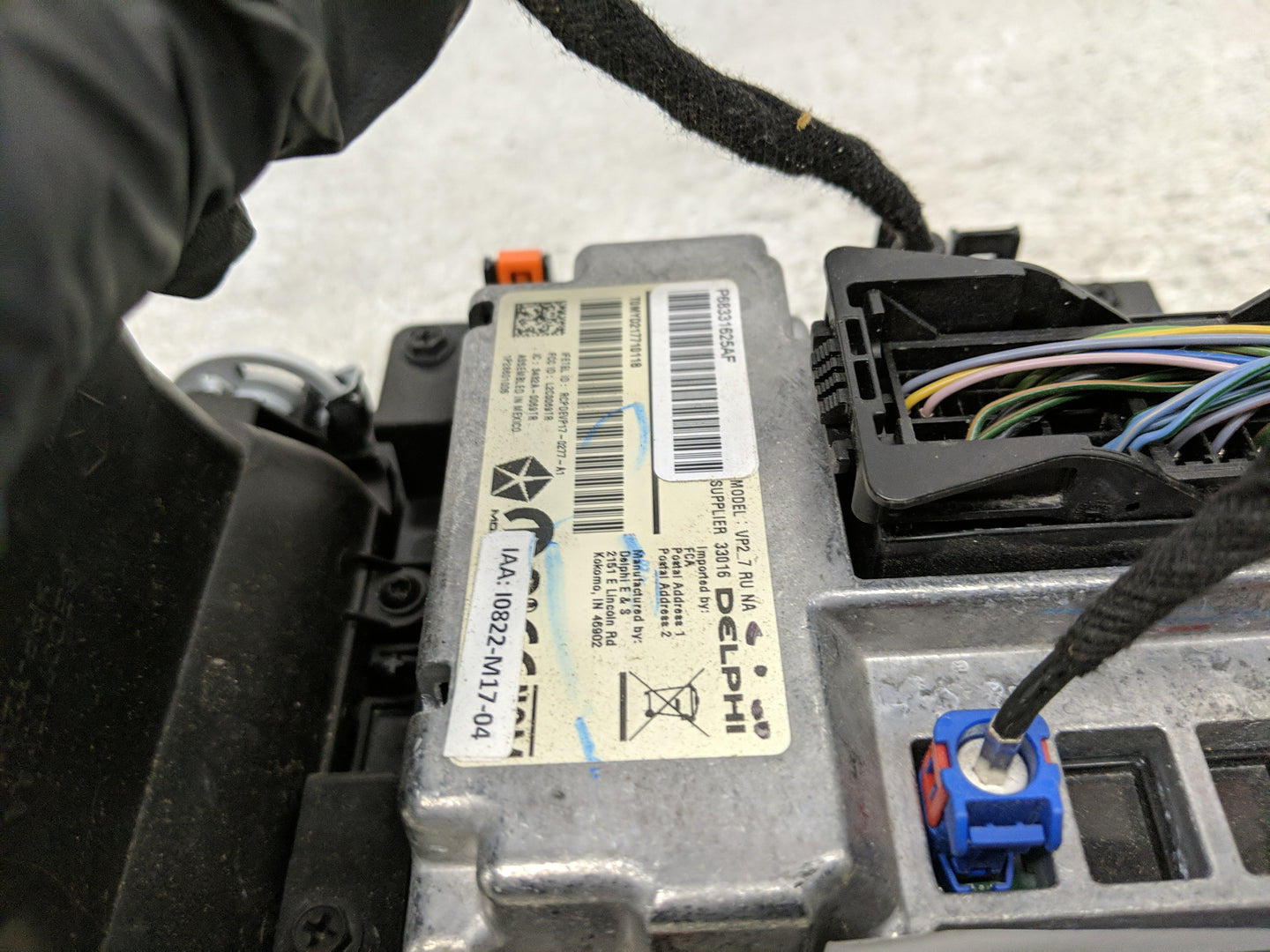 2018 Chrysler Pacifica Radio AM FM Cd Player Receiver Replacement Fits OEM Used Auto Parts - Oemusedautoparts1.com