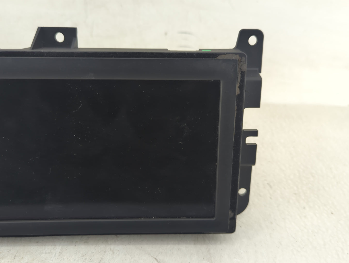 2018 Chrysler Pacifica Radio AM FM Cd Player Receiver Replacement P/N:P68331626AF Fits OEM Used Auto Parts - Oemusedautopart