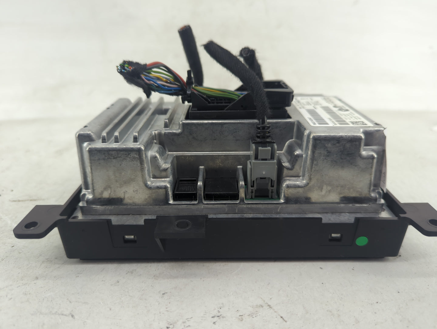 2018 Chrysler Pacifica Radio AM FM Cd Player Receiver Replacement P/N:P68331626AF Fits OEM Used Auto Parts - Oemusedautopart