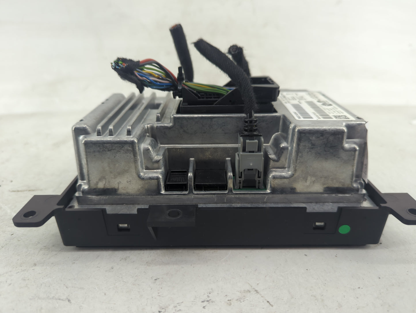 2018 Chrysler Pacifica Radio AM FM Cd Player Receiver Replacement P/N:P68331626AF Fits OEM Used Auto Parts - Oemusedautopart