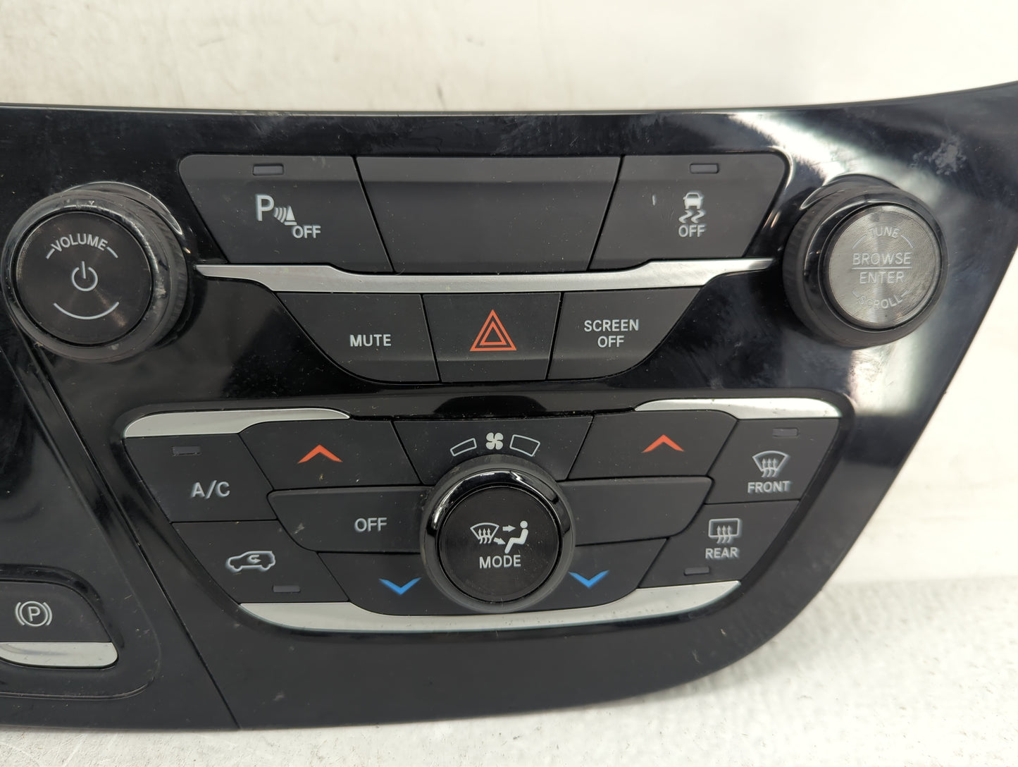 2017 Chrysler Pacifica Climate Control Module Temperature AC/Heater Replacement P/N:P6EV241X8AB Fits OEM Used Auto Parts - O