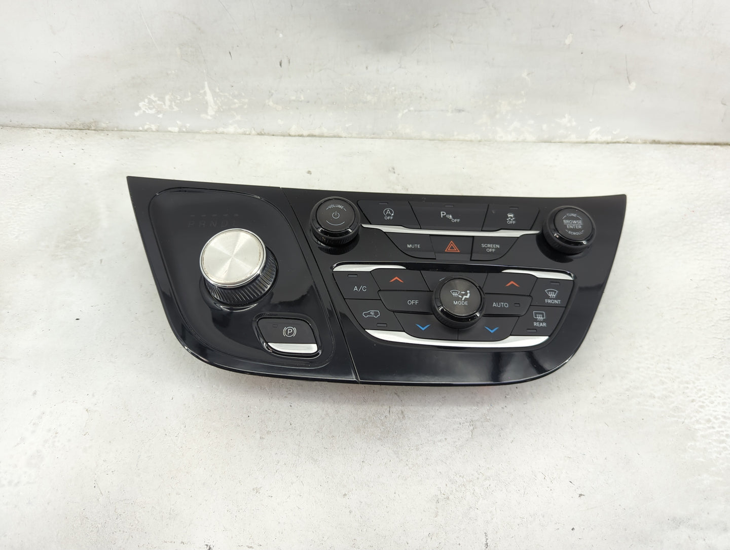 2017 Chrysler Pacifica Climate Control Module Temperature AC/Heater Replacement P/N:P6EV471X8AB Fits OEM Used Auto Parts - O