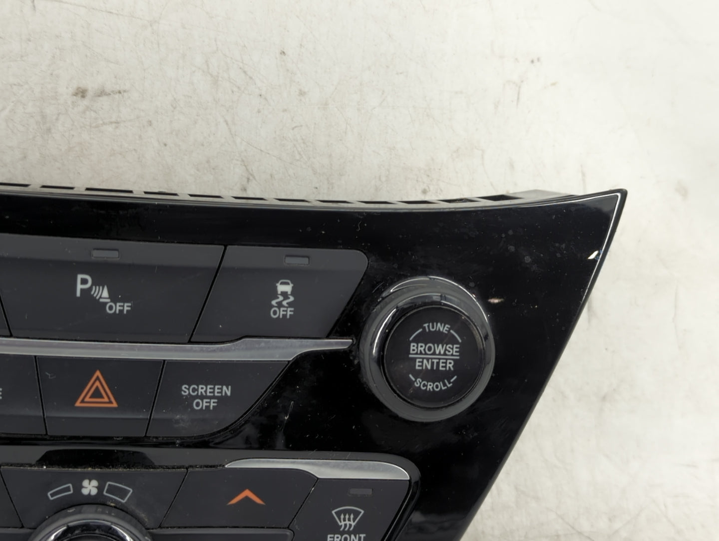 2018-2020 Chrysler Pacifica Climate Control Module Temperature AC/Heater Replacement P/N:P6EV471X8AB Fits Fits 2018 2019 202