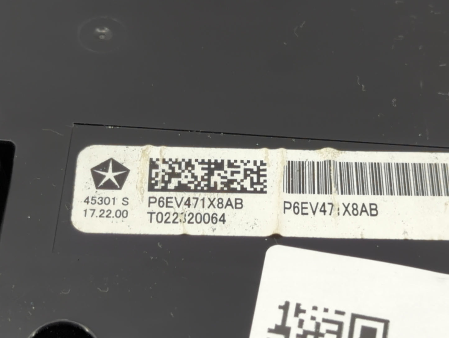 2018-2020 Chrysler Pacifica Climate Control Module Temperature AC/Heater Replacement P/N:P6EV471X8AB Fits Fits 2018 2019 202
