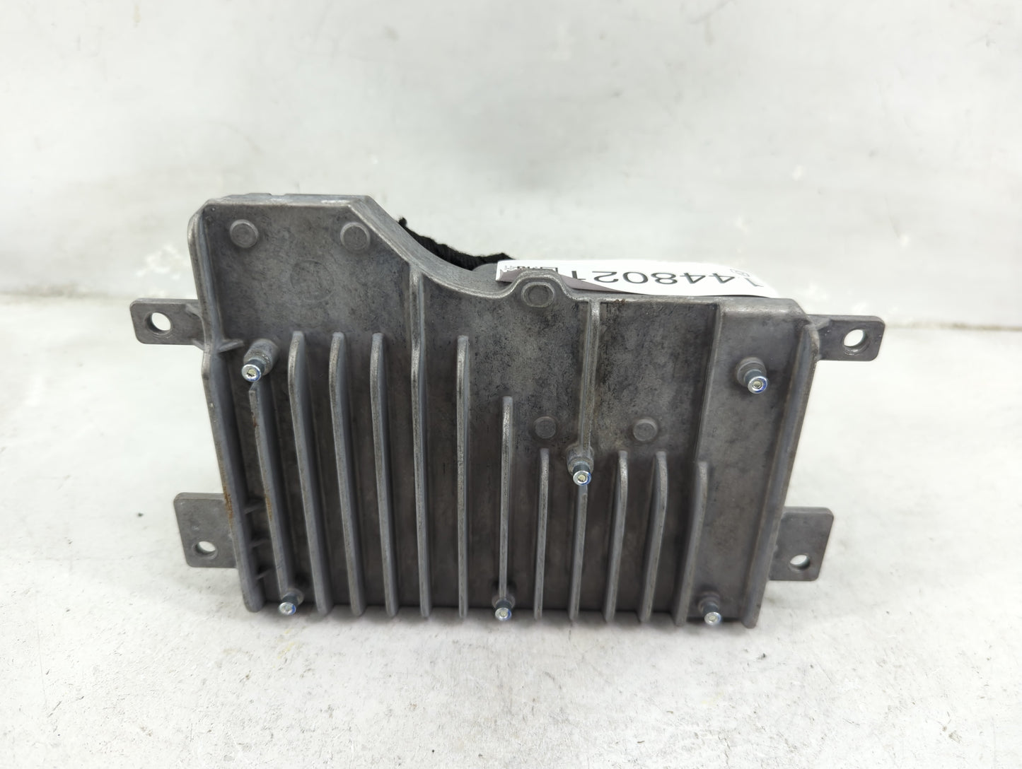 2018 Chrysler Pacifica Radio Speaker Amplifier - Oemusedautoparts1.com