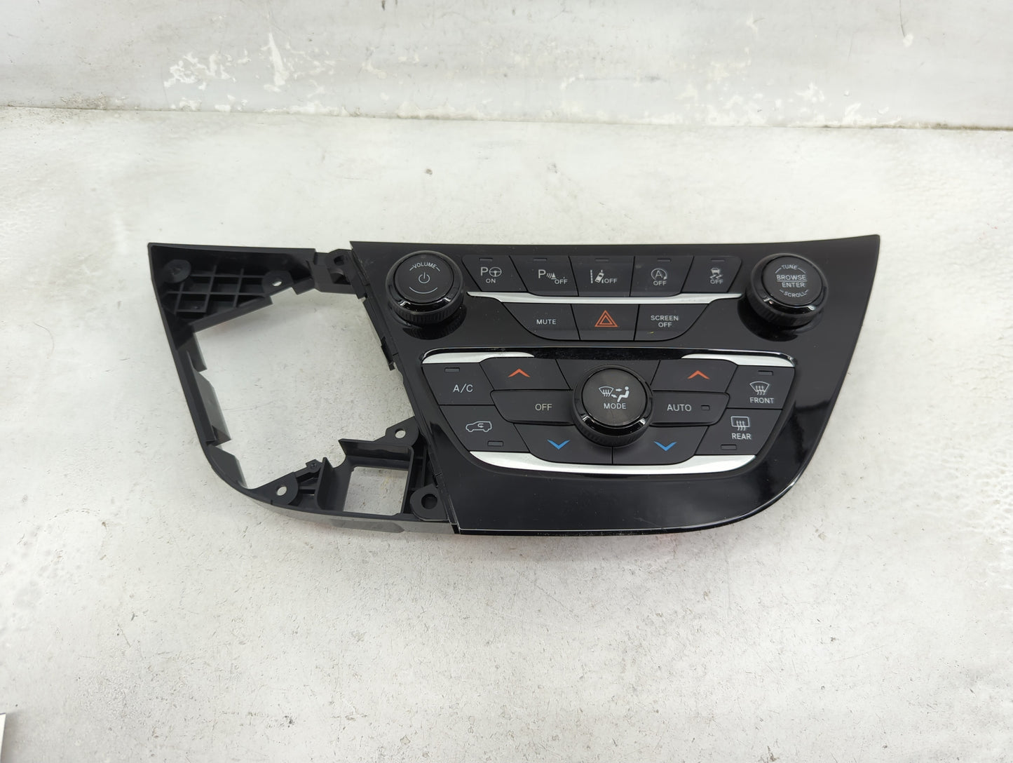 2018 Chrysler Pacifica Climate Control Module Temperature AC/Heater Replacement P/N:P6EV491X8AA Fits OEM Used Auto Parts - O