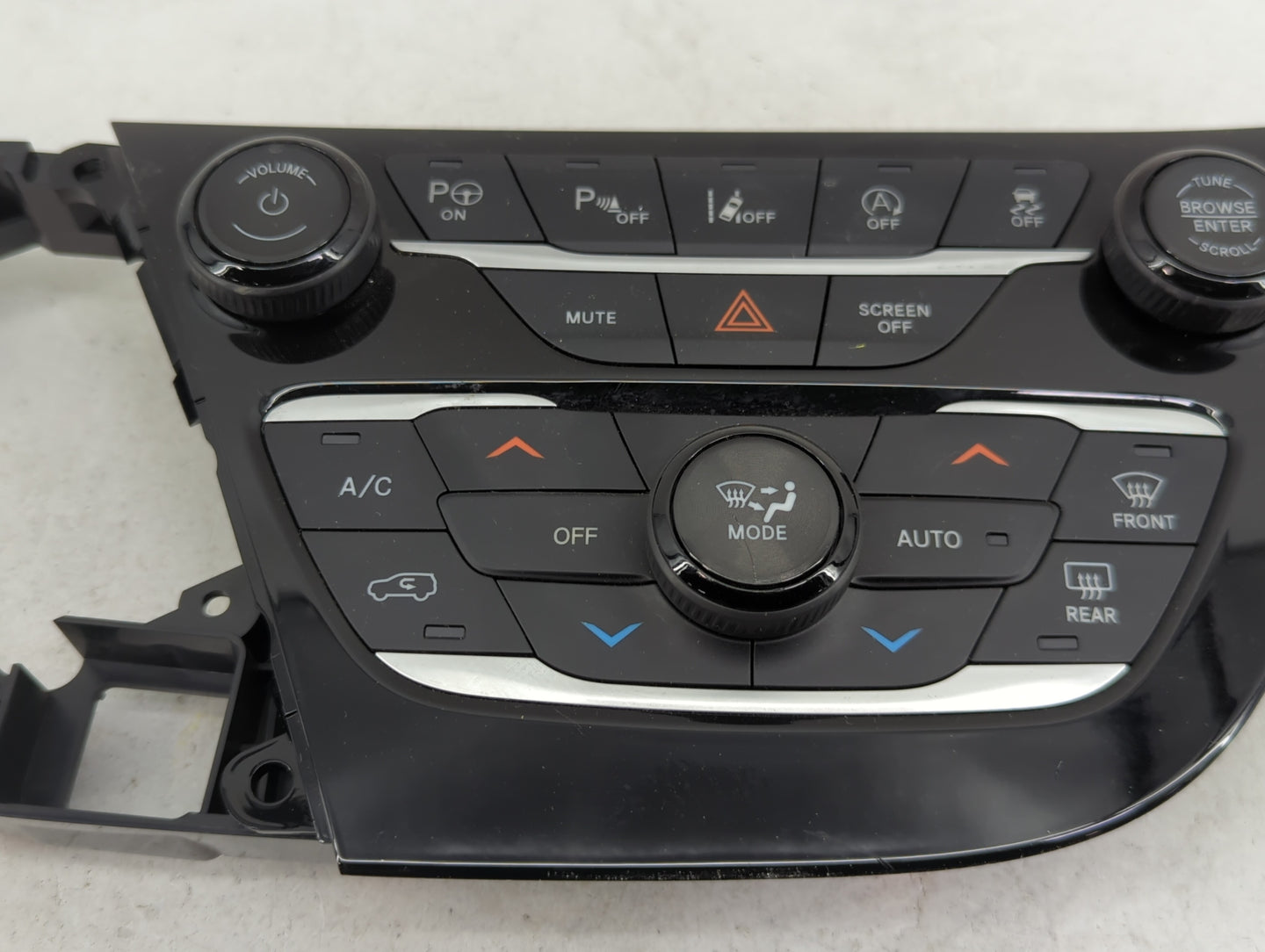 2018 Chrysler Pacifica Climate Control Module Temperature AC/Heater Replacement P/N:P6EV491X8AA Fits OEM Used Auto Parts - O