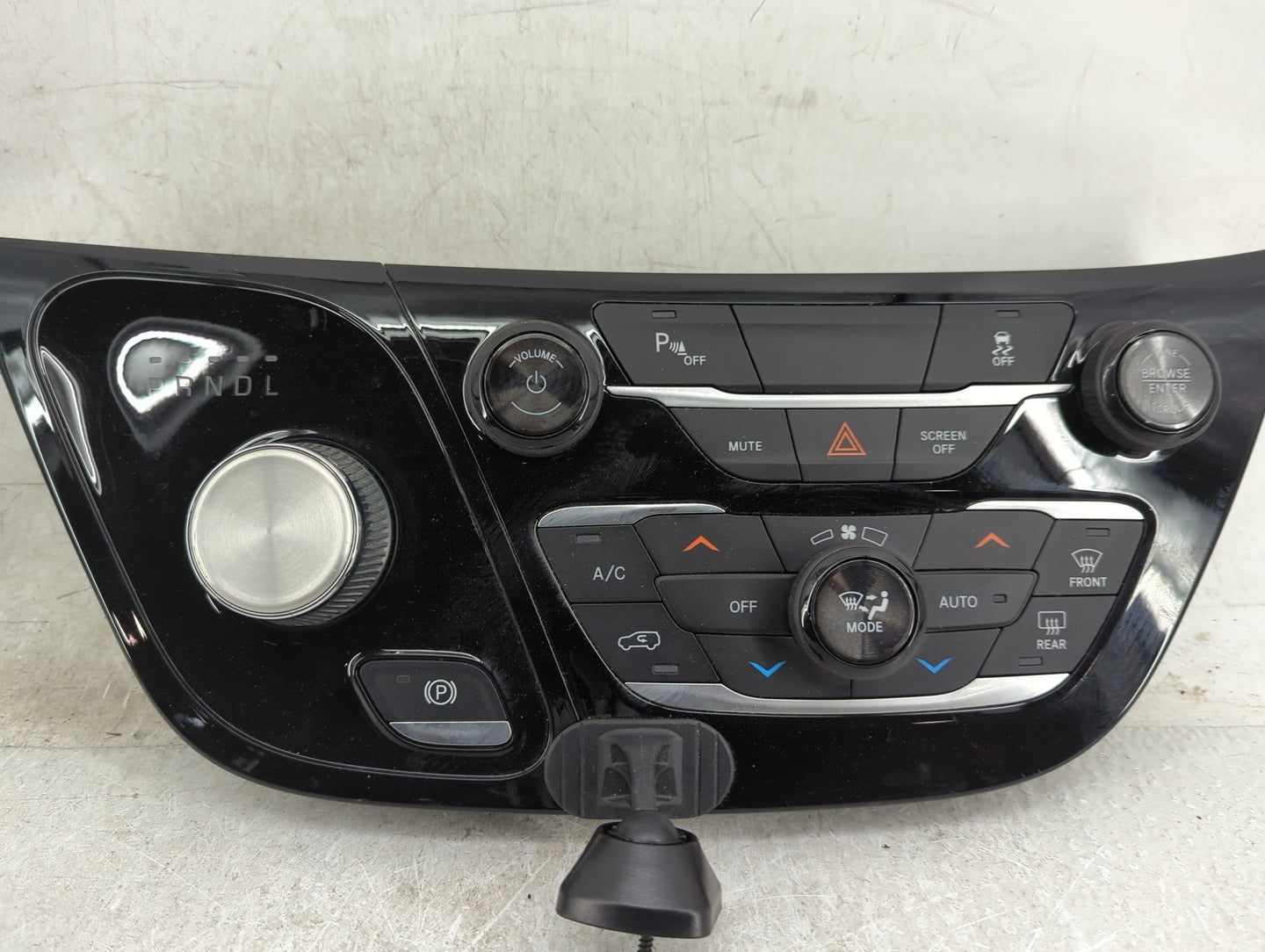 2018-2020 Chrysler Pacifica Climate Control Module Temperature AC/Heater Replacement P/N:P6EV301X8AB Fits Fits 2018 2019 202