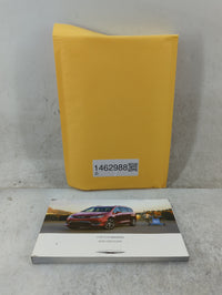 2018 Chrysler Pacifica Owners Manual Book Guide P/N:18RU-926-AA OEM Used Auto Parts - Oemusedautoparts1.com