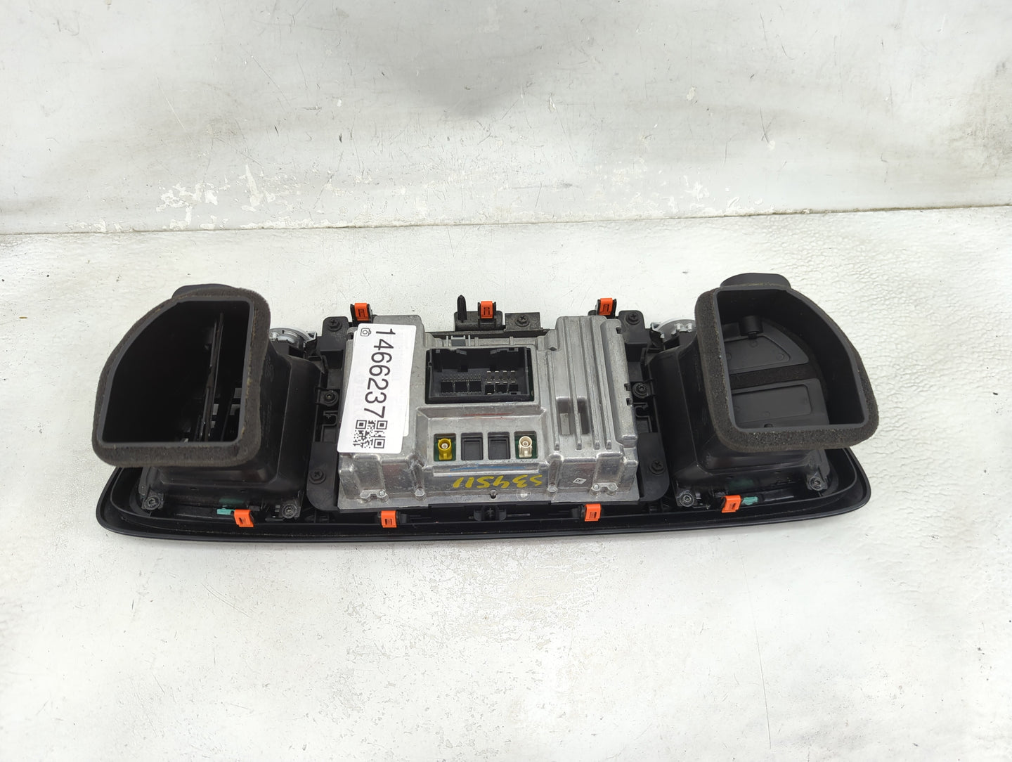 2018 Chrysler Pacifica Information Display Screen Black - Oemusedautoparts1.com