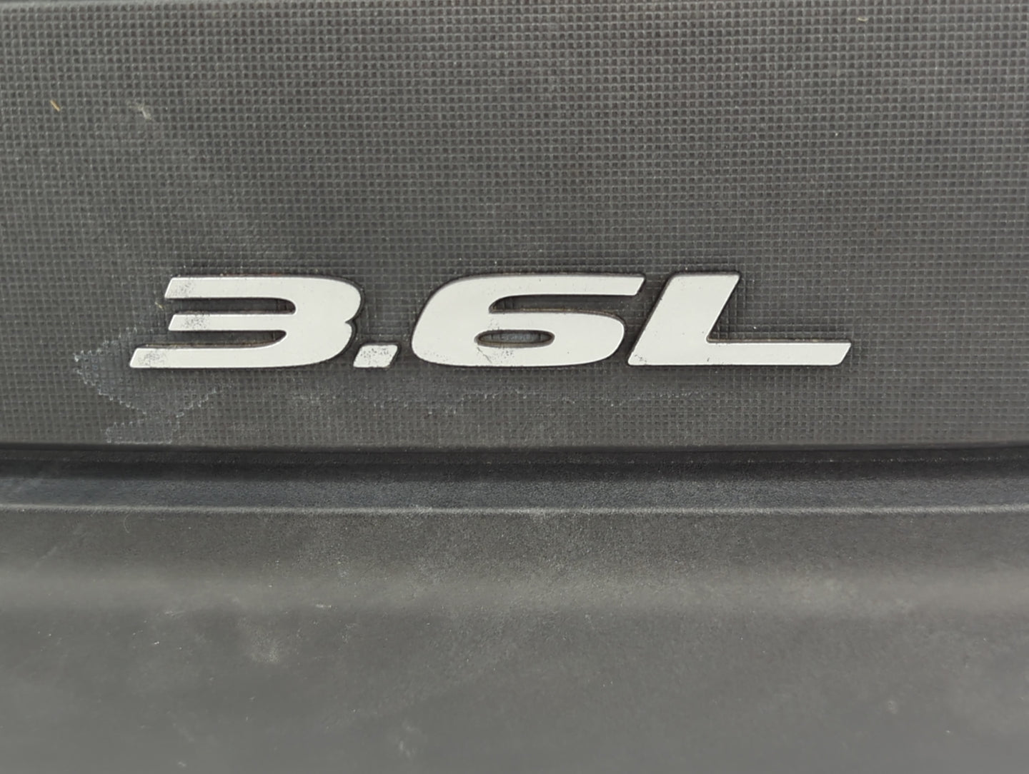 2018 Chrysler Pacifica Engine Cover Black - Oemusedautoparts1.com