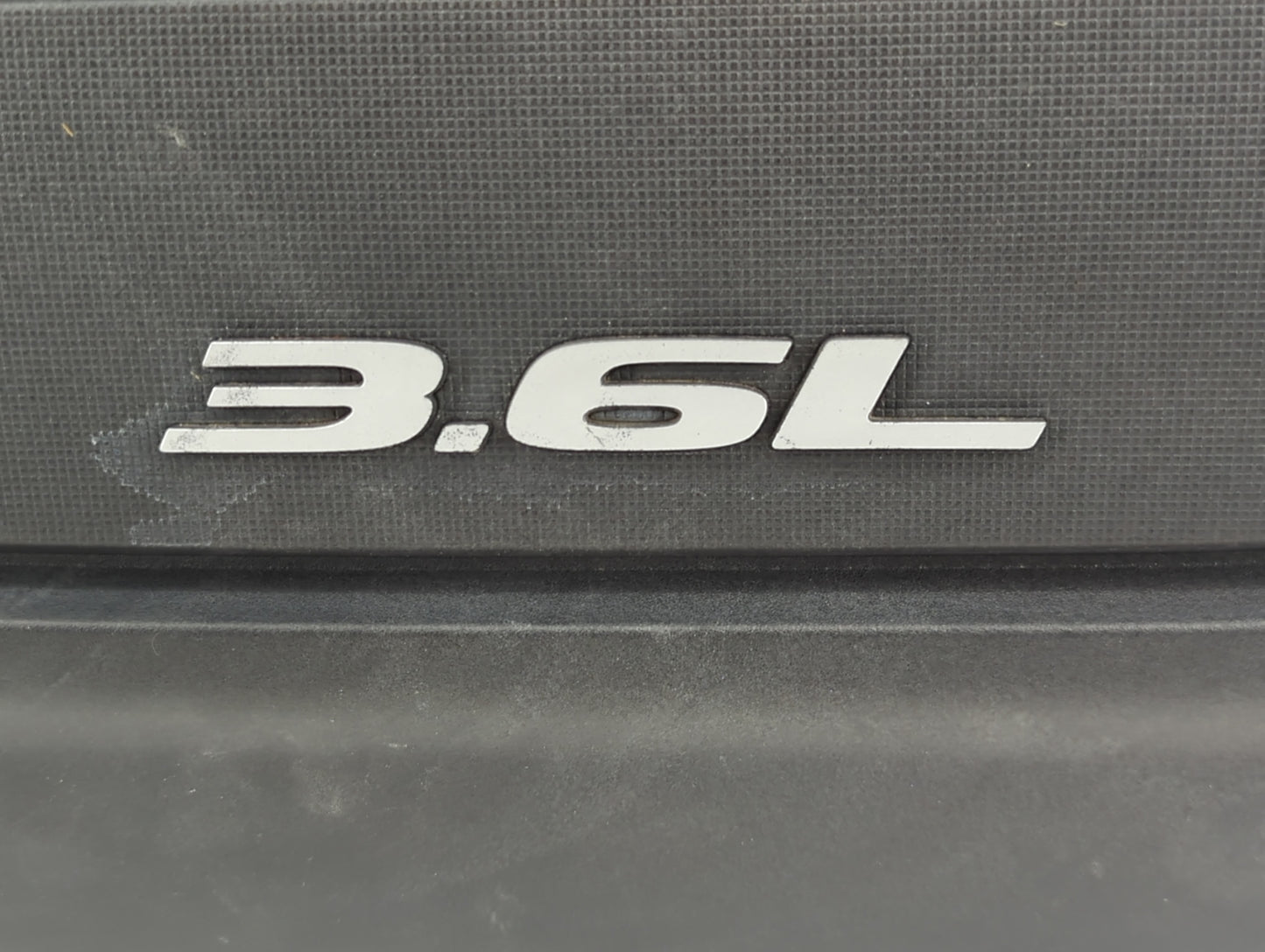 2018 Chrysler Pacifica Engine Cover Black - Oemusedautoparts1.com