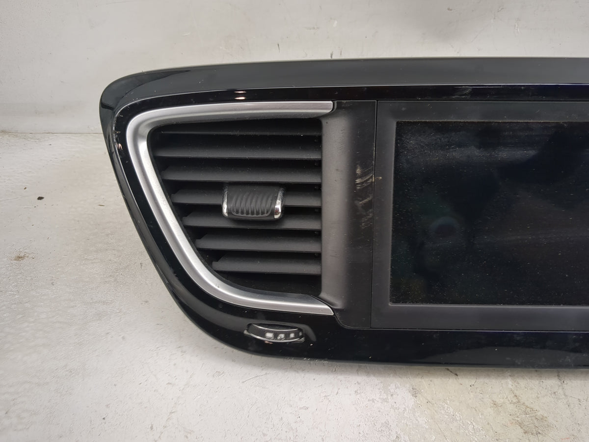 2018 Chrysler Pacifica Information Radio Display Screen 1469849 - Oemusedautoparts1.com