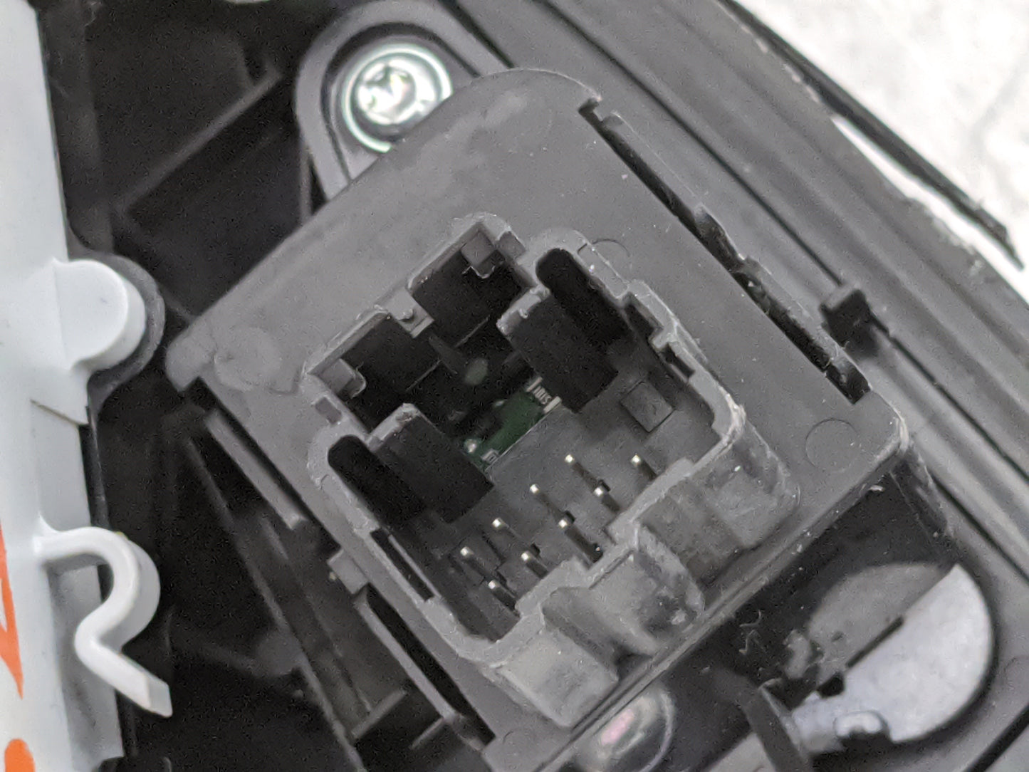 2018 Chrysler Pacifica Floor Console Assembly Shifter Black - Oemusedautoparts1.com