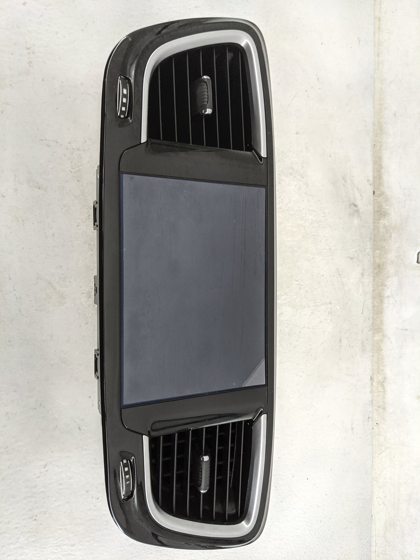 2018-2020 Chrysler Pacifica Information Display Screen 1483224 - Oemusedautoparts1.com