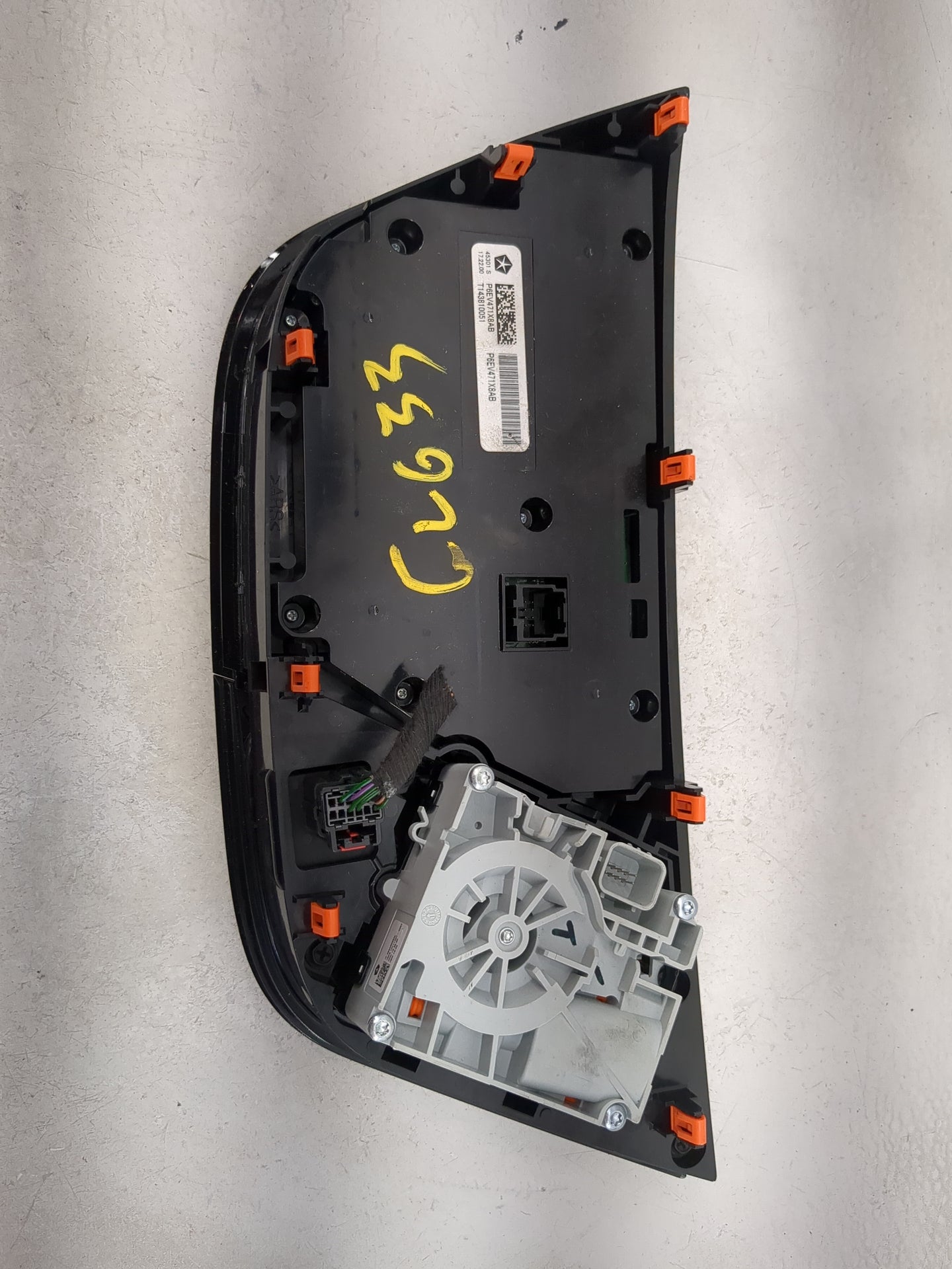 2017 Chrysler Pacifica Climate Control Module Temperature AC/Heater Replacement P/N:P6EV471X8AB Fits OEM Used Auto Parts - O