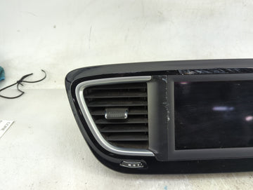 2018 Chrysler Pacifica Radio AM FM Cd Player Receiver Replacement P/N:P68331626AE VP2.7 RU NA SXM Fits OEM Used Auto Parts
