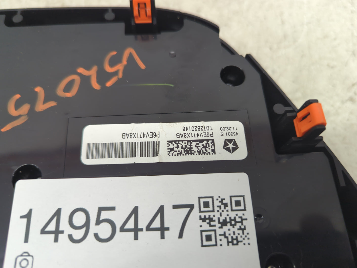 2018-2020 Chrysler Pacifica Climate Control Module Temperature AC/Heater Replacement P/N:P6EV471X8AB 68229439AH Fits OEM Use
