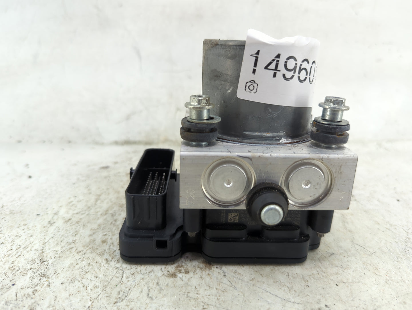 2017-2018 Chrysler Pacifica ABS Pump Control Module Replacement P/N:P68352226AA 68352226AA Fits Fits 2017 2018 OEM Used Auto