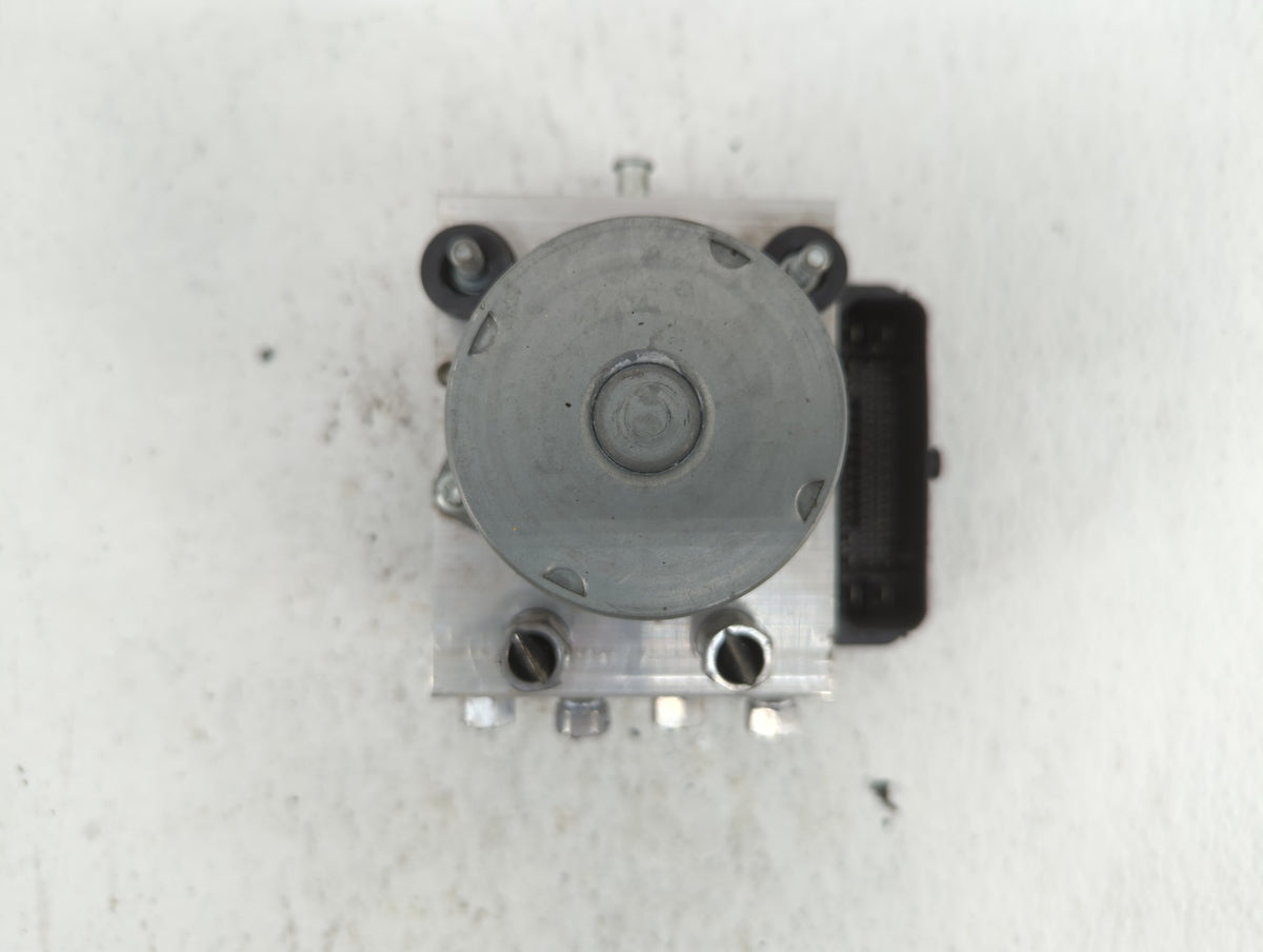 2017-2018 Chrysler Pacifica Anti-Lock Brake ABS Pump Module Actuator OEM P/N:68330875AA 68352226AA Fits Fits 2017 2018 OEM U