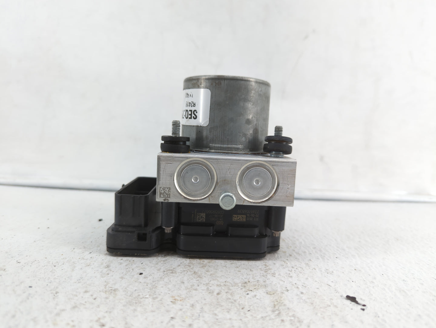 2017 Chrysler Pacifica ABS Pump Control Module Replacement P/N:68330875AA 68352226AA, P68330875AB, 68330875AB, P68222745AG F