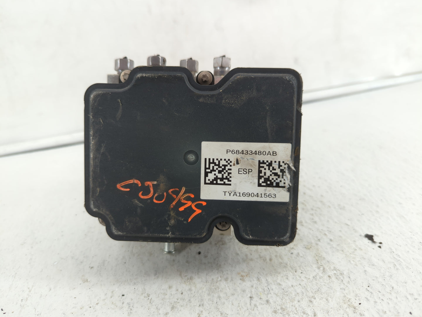 2017 Chrysler Pacifica ABS Pump Control Module Replacement P/N:68330875AA 68352226AA, P68330875AB, 68330875AB, P68222745AG F