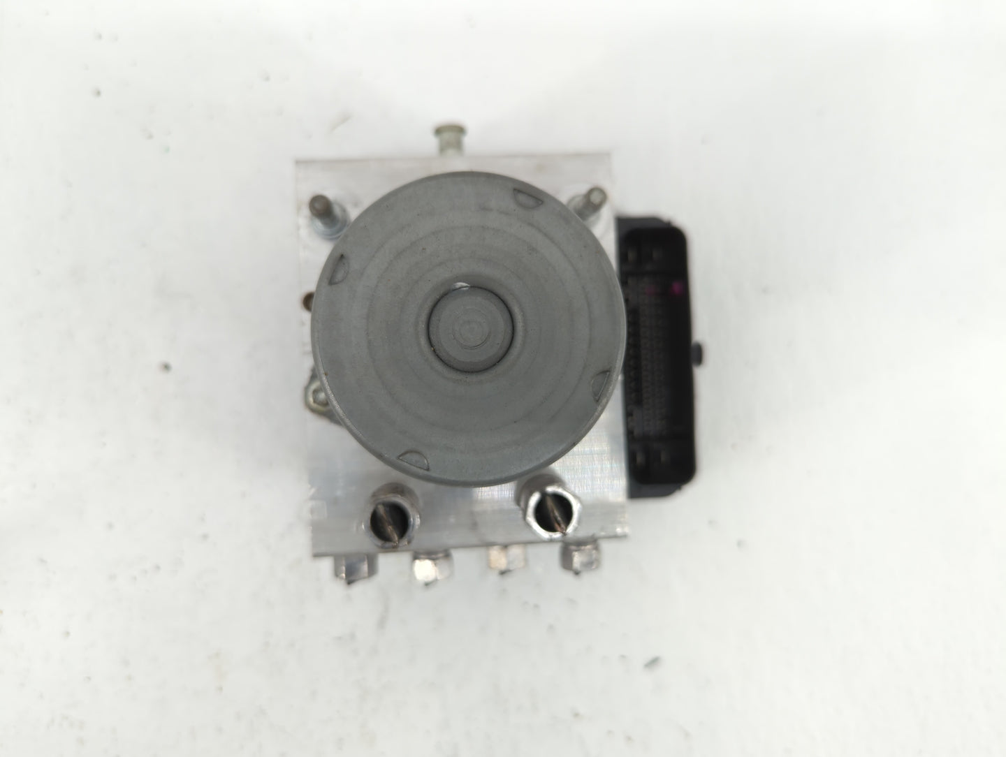 2017 Chrysler Pacifica ABS Pump Control Module Replacement P/N:68330875AA 68352226AA, P68330875AB, 68330875AB, P68222745AG F