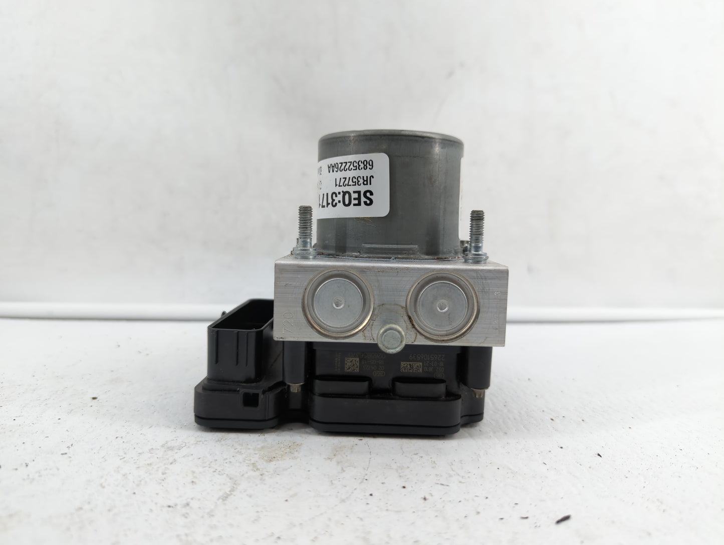 2017 Chrysler Pacifica ABS Pump Control Module Replacement P/N:68330875AA 68352226AA, P68330875AB, 68330875AB, P68222745AG F