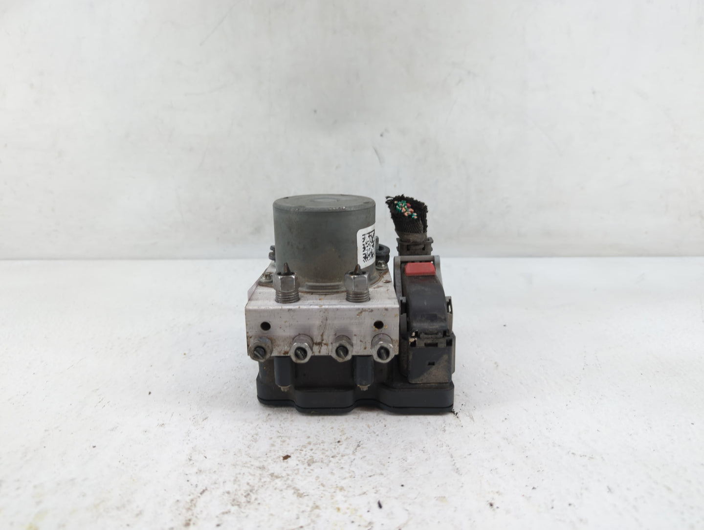 2017-2018 Chrysler Pacifica ABS Pump Control Module Replacement P/N:1571150 Fits Fits 2017 2018 OEM Used Auto Parts - Oemuse