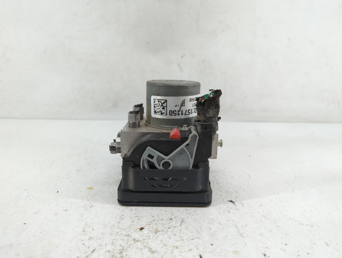 2017-2018 Chrysler Pacifica Anti-Lock Brake ABS Pump Module Actuator OEM P/N:1571150 Fits Fits 2017 2018 OEM Used Auto Parts