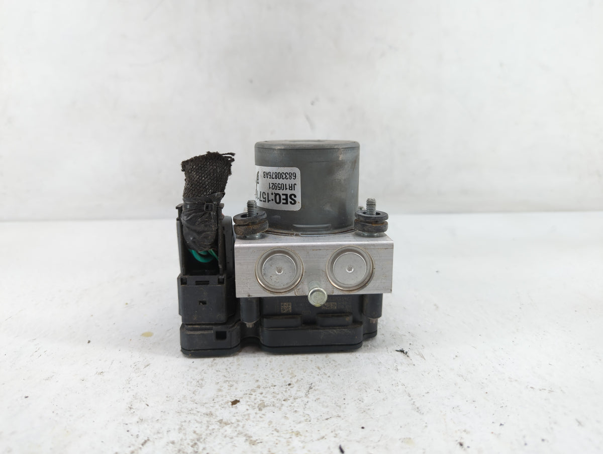 2017-2018 Chrysler Pacifica Anti-Lock Brake ABS Pump Module Actuator OEM P/N:1571150 Fits Fits 2017 2018 OEM Used Auto Parts