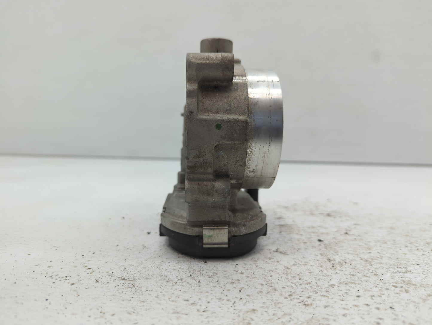 2017-2022 Chrysler Pacifica Throttle Body P/N:05184349AE Fits Fits 2011 2012 2013 2014 2015 2016 2017 2018 2019 2020 2021 20