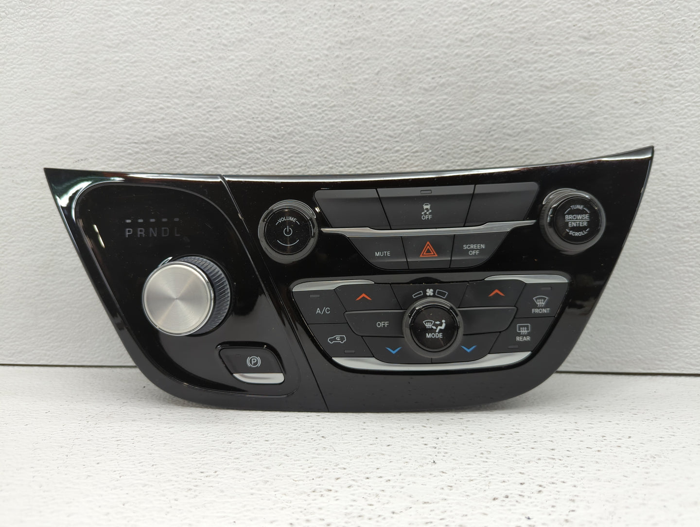 2018 Chrysler Pacifica Climate Control Module Temperature AC/Heater Replacement P/N:P6EV221X8AA Fits OEM Used Auto Parts - O