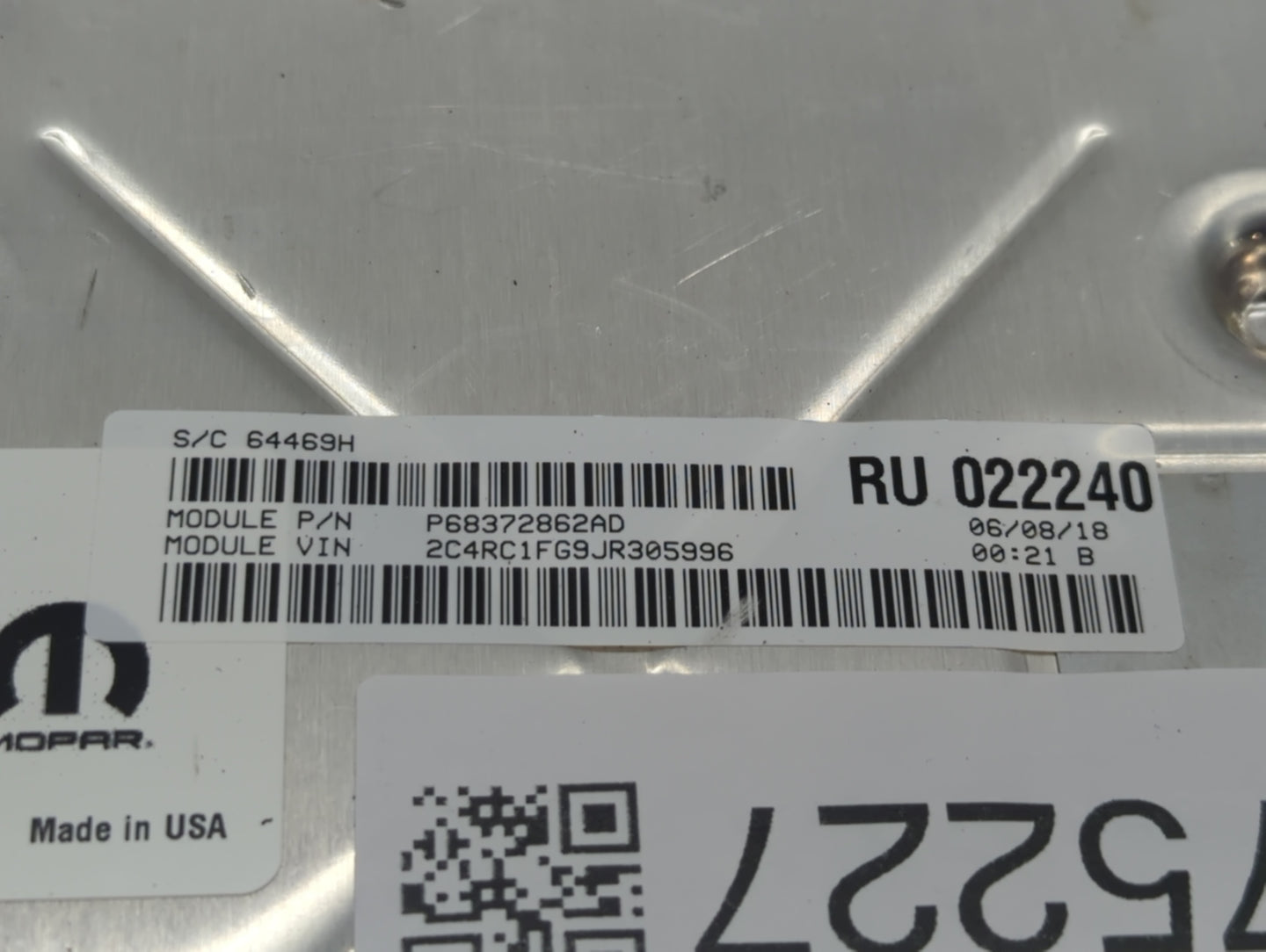 2018-2019 Chrysler Pacifica PCM Engine Control Computer ECU ECM PCU OEM P/N:P68330910AA Fits Fits 2018 2019 2020 OEM Used Au