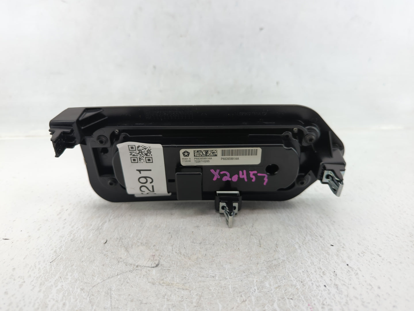 2017-2021 Chrysler Pacifica Climate Control Module Temperature AC/Heater Replacement P/N:P68395991AA Fits OEM Used Auto Part