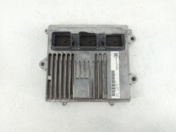 2018-2019 Chrysler Pacifica PCM Engine Control Computer ECU ECM PCU OEM P/N:37820-RDF-A73 Fits Fits 2018 2019 2020 OEM Used 