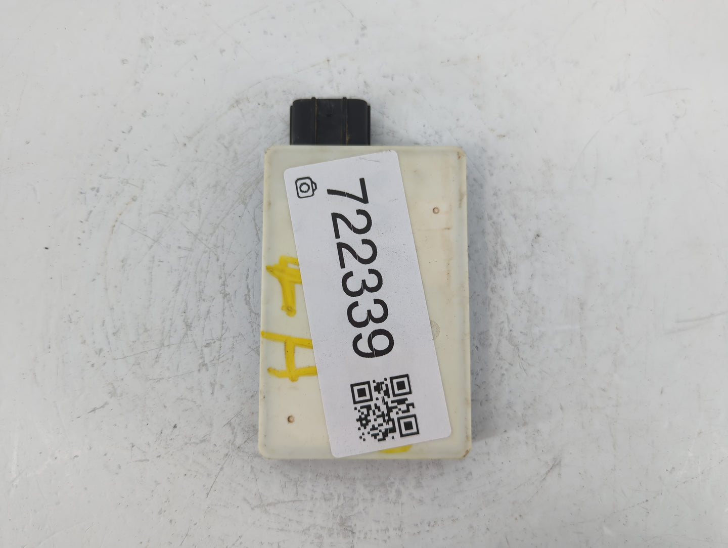 2017-2020 Chrysler Pacifica Chassis Control Module Ccm Bcm Body Control - Oemusedautoparts1.com