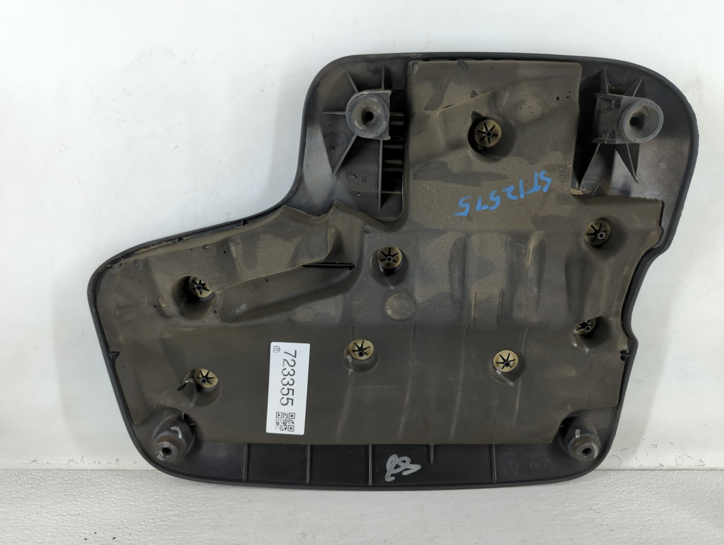 2018 Chrysler Pacifica Engine Cover - Oemusedautoparts1.com