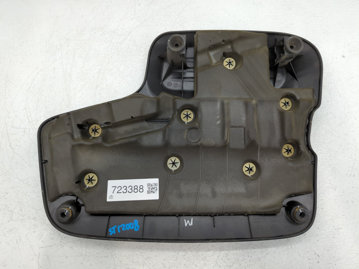 2018 Chrysler Pacifica Engine Cover - Oemusedautoparts1.com