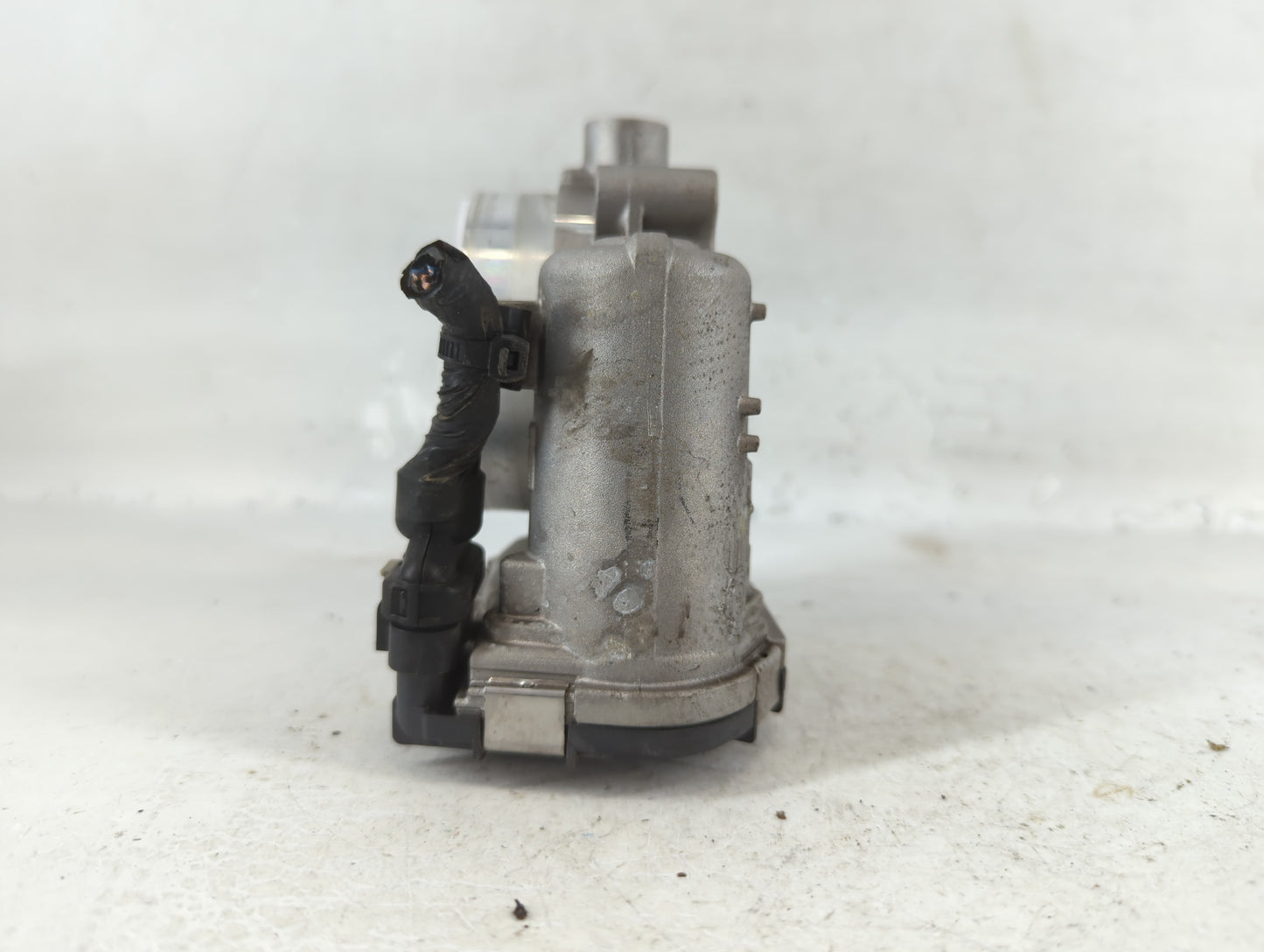 2017-2022 Chrysler Pacifica Throttle Body P/N:0 280 750 770 05184349AE Fits OEM Used Auto Parts - Oemusedautoparts1.com