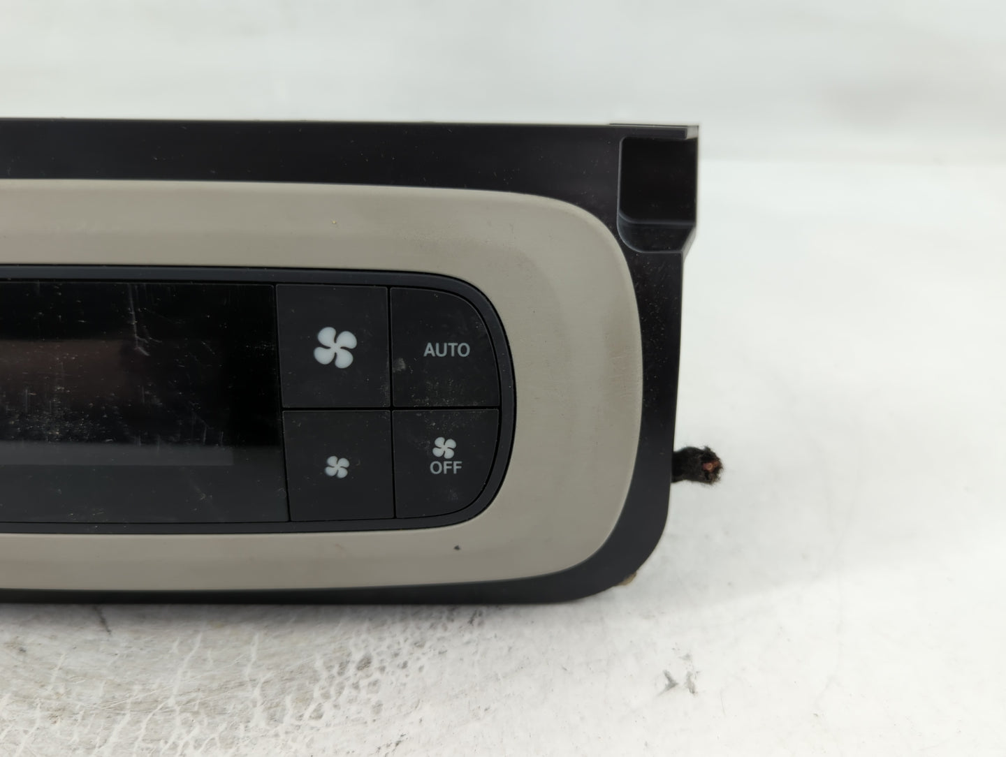 2018-2020 Chrysler Pacifica Climate Control Module Temperature AC/Heater Replacement P/N:P68395990AA Fits Fits 2018 2019 202