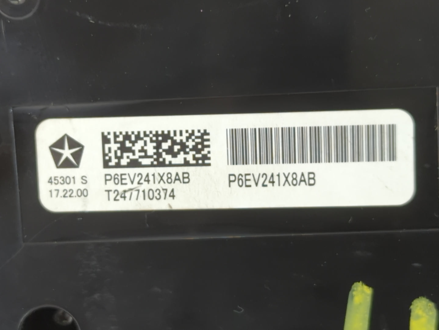 2018-2020 Chrysler Pacifica Climate Control Module Temperature AC/Heater Replacement P/N:P6EV241X8AB Fits Fits 2018 2019 202