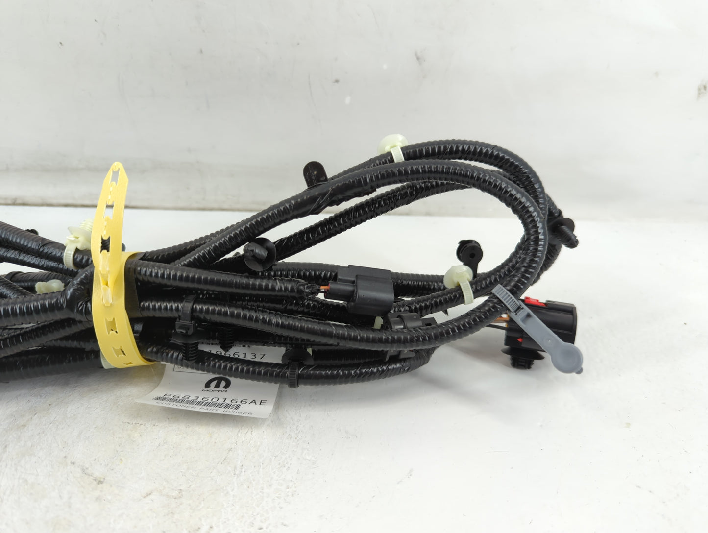 2017-2020 Chrysler Pacifica Front Bumper - Oem - Oemusedautoparts1.com