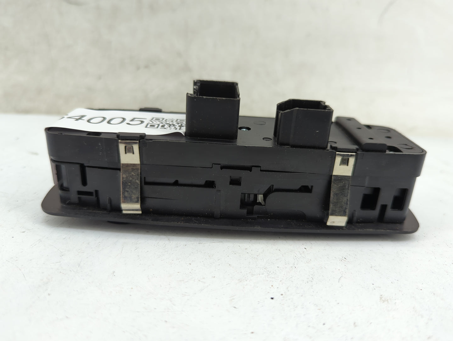 2018 Chrysler Town & Country Master Power Window Switch Replacement Driver Side Left Fits OEM Used Auto Parts - Oemusedautop