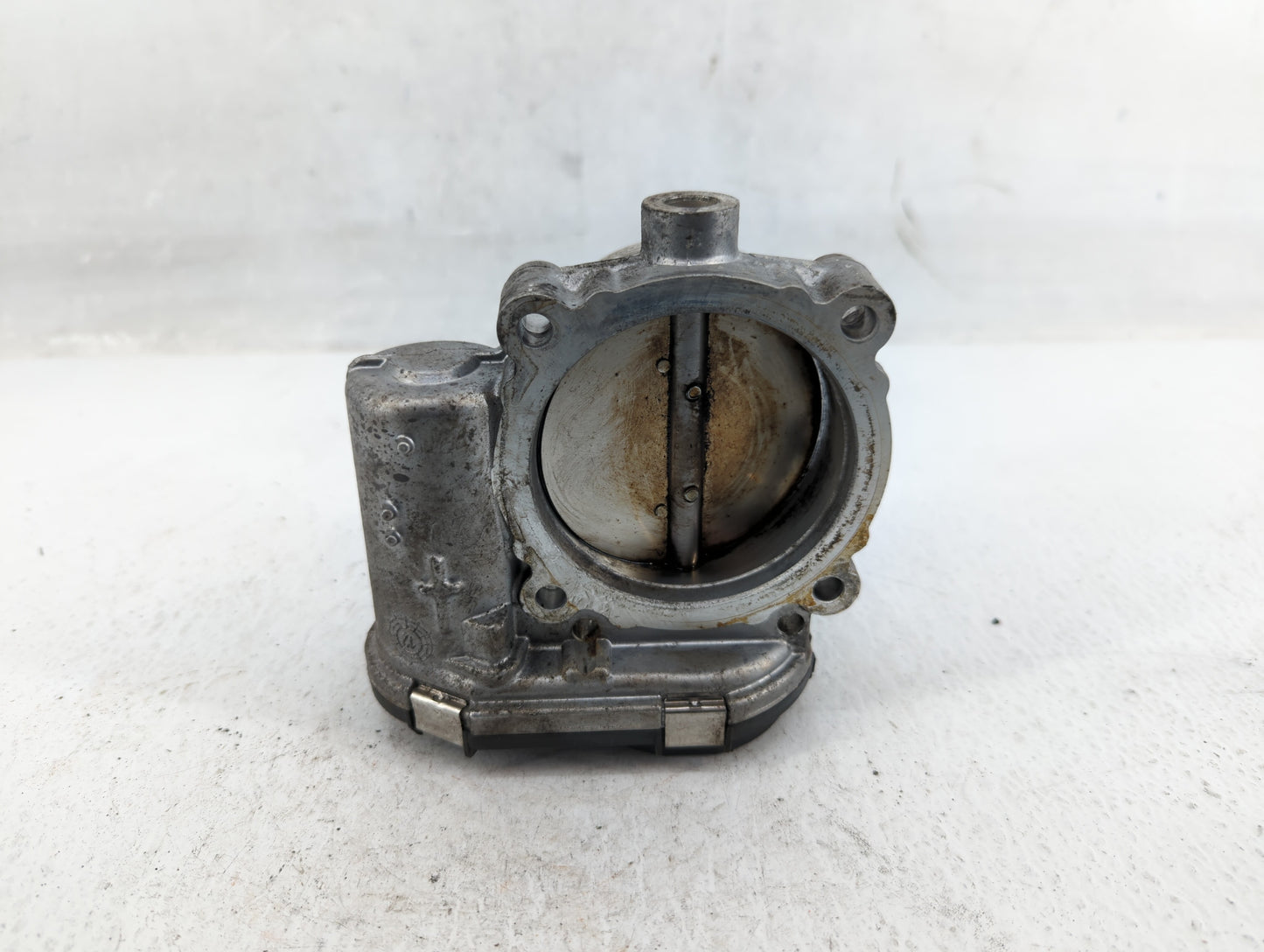 2011-2016 Chrysler Town & Country Throttle Body P/N:05184349AE 05184349AC Fits OEM Used Auto Parts - Oemusedautoparts1.com